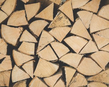 wildwood stacked kiln-dried logs